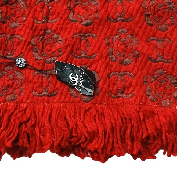 CHANEL Luxury Vintage VWT Red Rose Motif Cashmere Silk Fringed Shawl Wrap Scarf - Picture 9 of 15